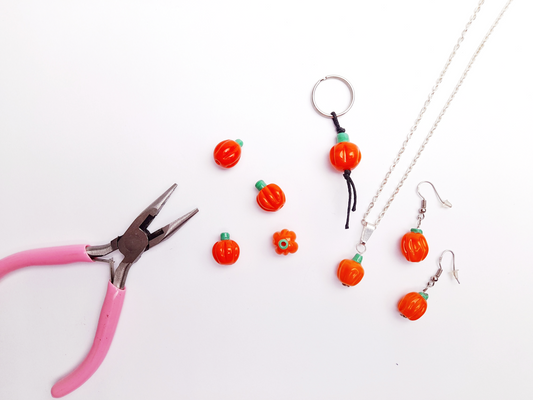 Kürbis Glasperlen für herbstliche DIY-Schmuckstücke
